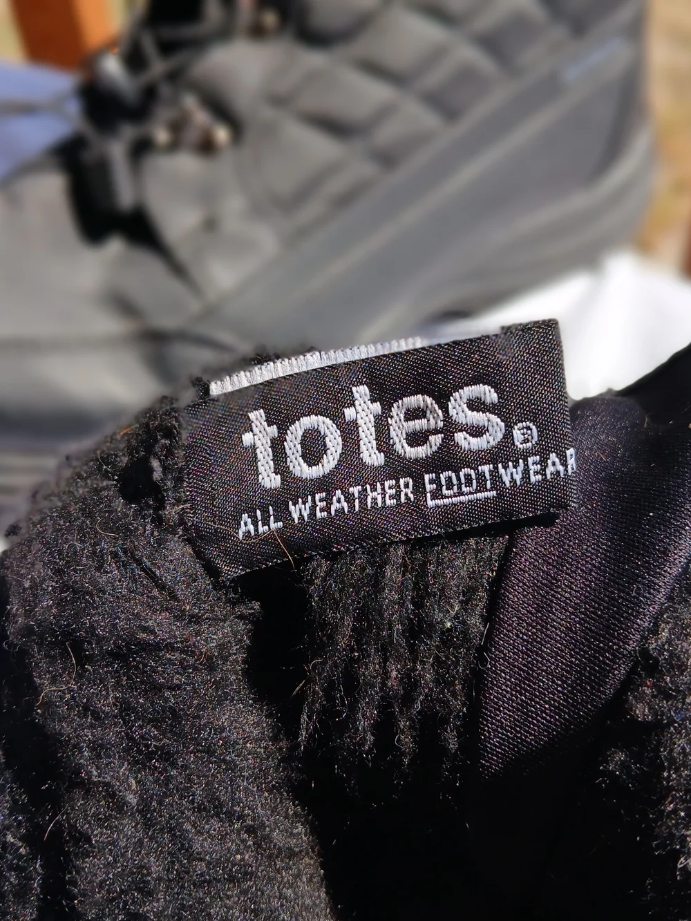 totes Quilted Faux-Fur Lace-Up Winter Boots - Black